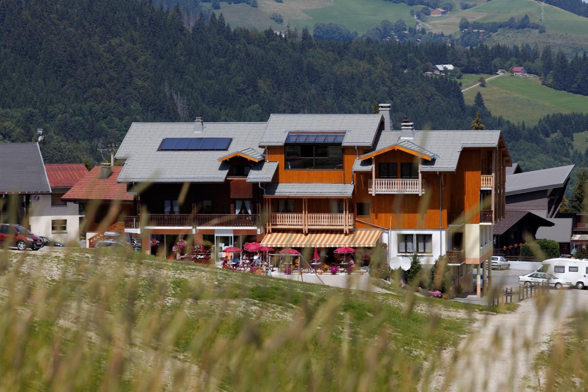 Hotel Les Skieurs بيلوفو المظهر الخارجي الصورة
