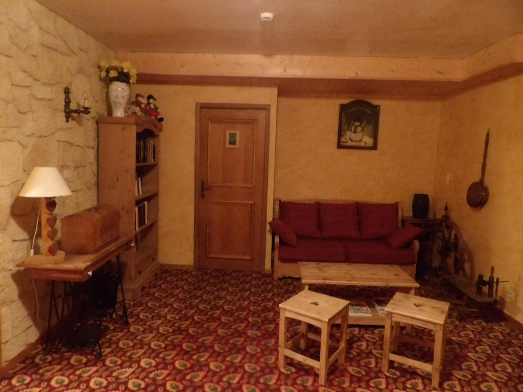 Hotel Les Skieurs بيلوفو المظهر الخارجي الصورة